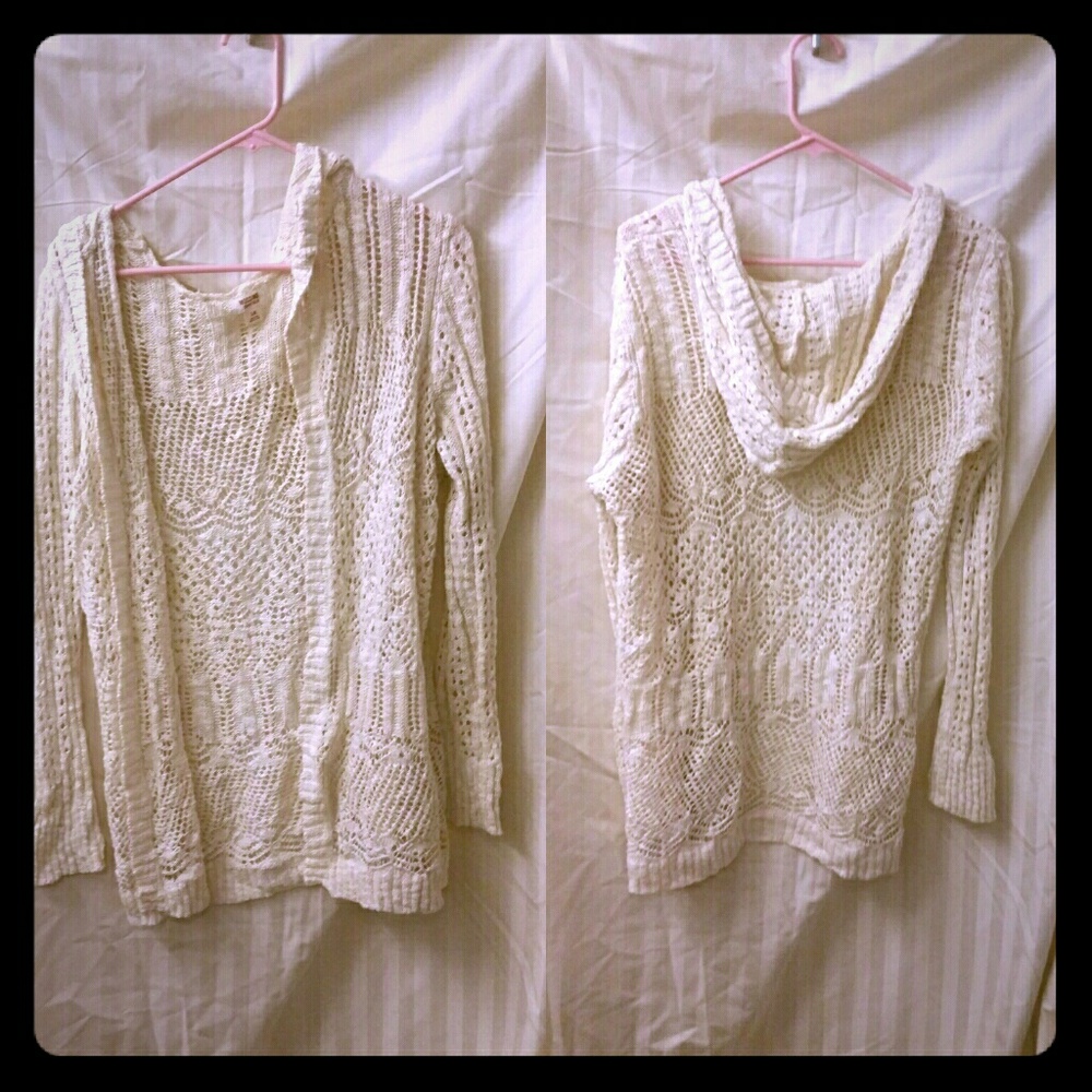 Mossimo Large Knit Cover up with hood